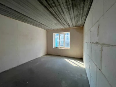 For Sale: Spacious and bright 2-bedroom apartment in Irpin