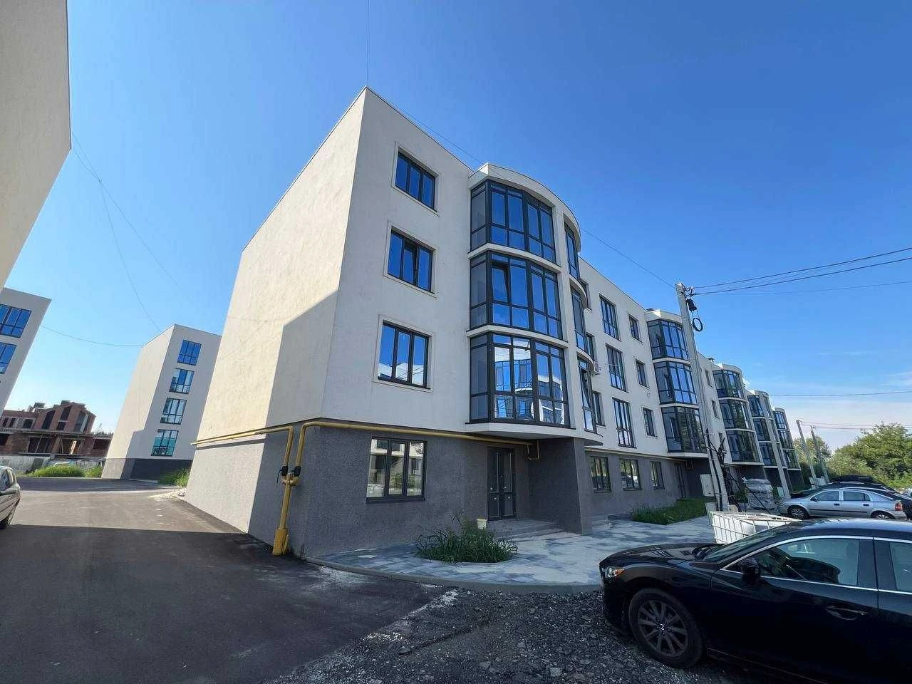 For Sale: Spacious and bright 2-bedroom apartment in Irpin