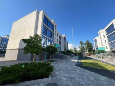 For Sale: Spacious and bright 2-bedroom apartment in Irpin