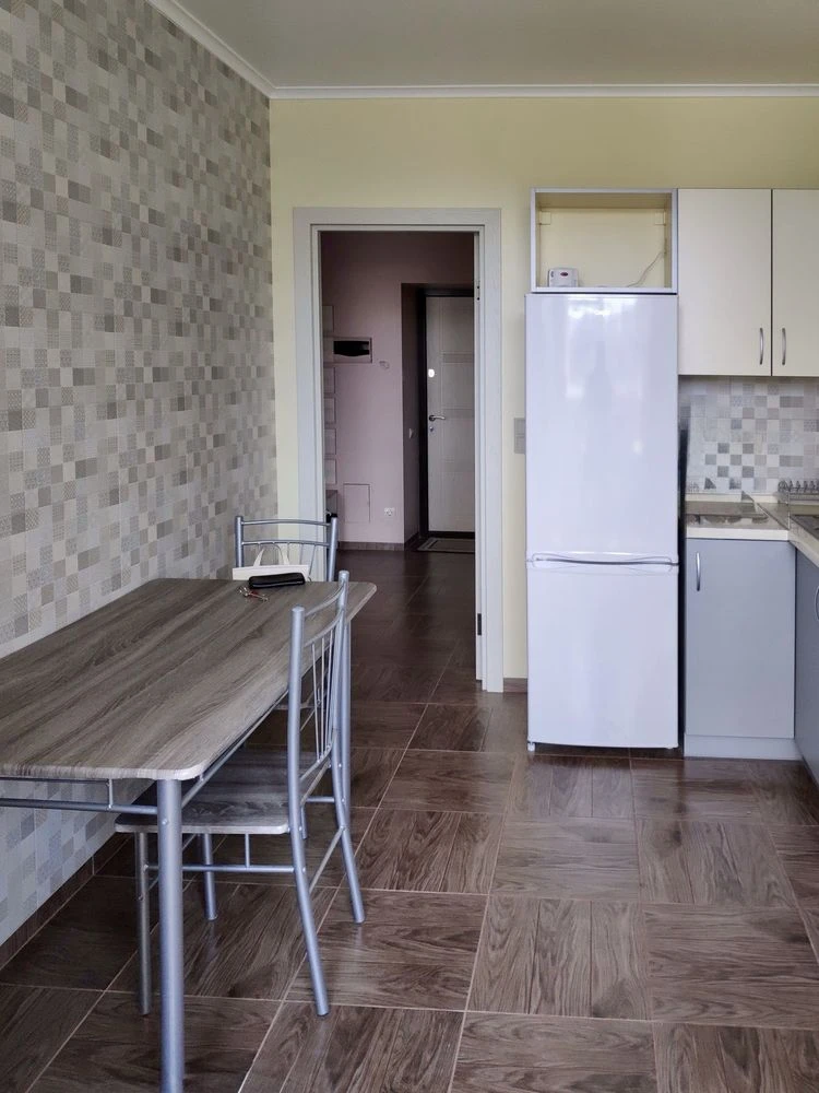 For Sale, 1 room, renovated, Gas, center, Irpin