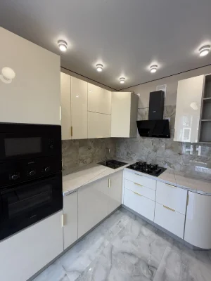 Stylish and high-quality one-bedroom apartment in "GL Club" residential complex!