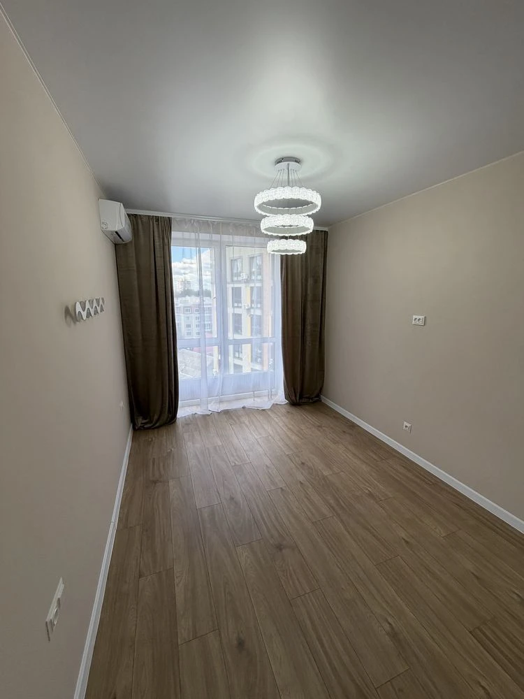 Stylish and high-quality one-bedroom apartment in "GL Club" residential complex!