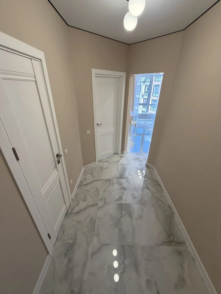 Stylish and high-quality one-bedroom apartment in "GL Club" residential complex!