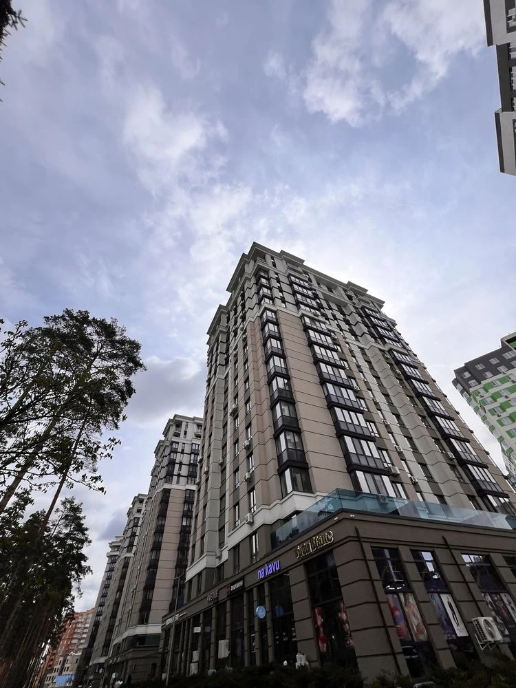 Selling 2-bedroom apartment in Irpin Central ЖК