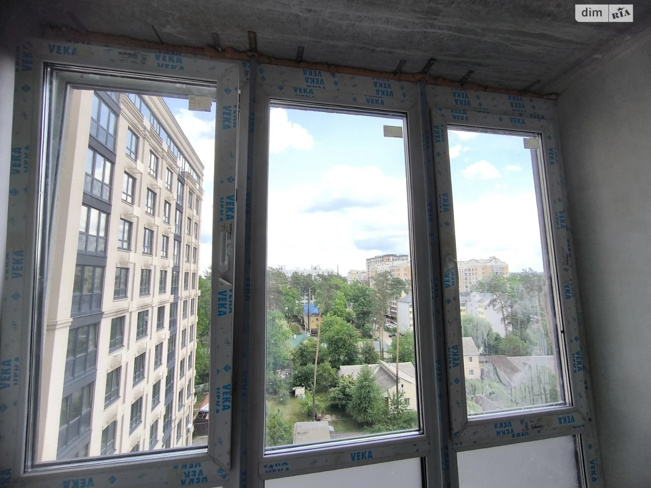 Apartment for Sale in Romaniwka