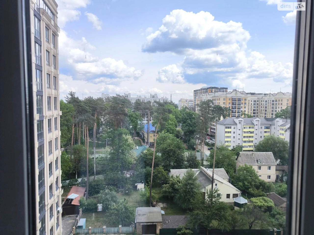 Apartment for Sale in Romaniwka