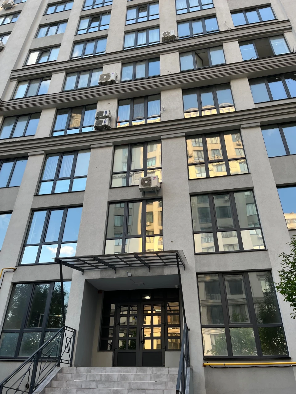 Owner 2-room apartment in the "Irpin City" complex (New York) for sale
