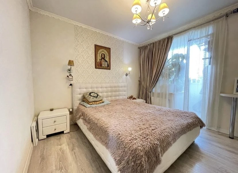 Euro-3 room apartment in the Jantern residential complex – quality renovation, gas heating, without