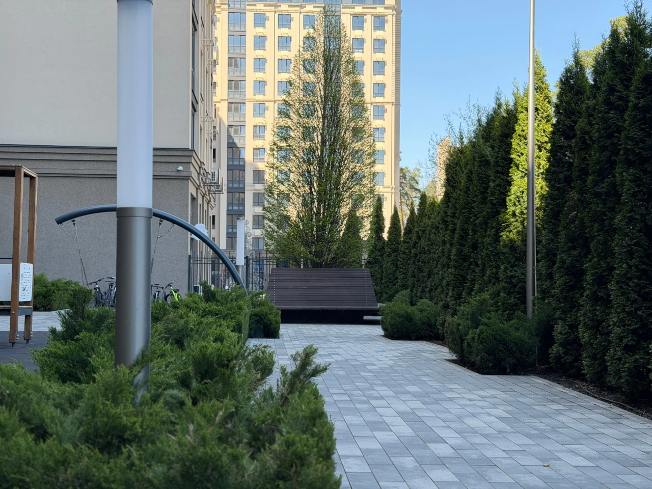 Two-bedroom apartment renovated in Central Premium