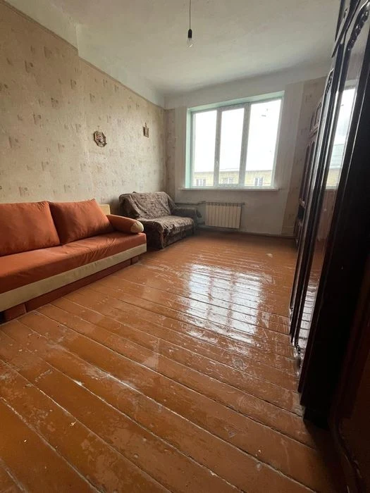 Hotel near Turboatom metro station, Zavodskaya Street, Dieselnaya, 22