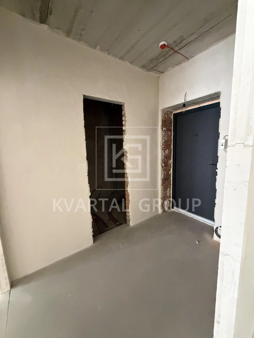 Two-room apartment in the center, one-room apartment for renovation
