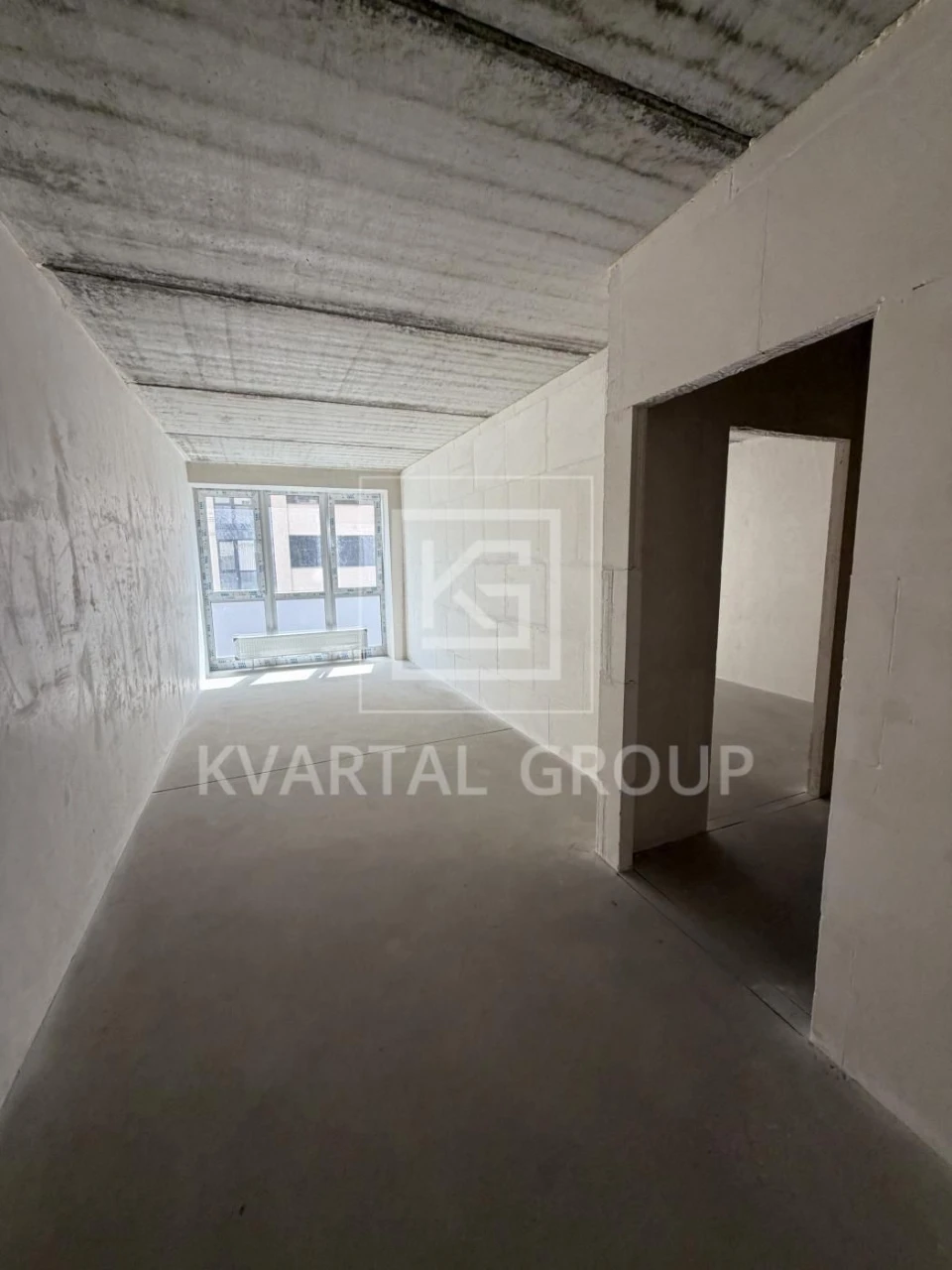Two-room apartment in the center, one-room apartment for renovation