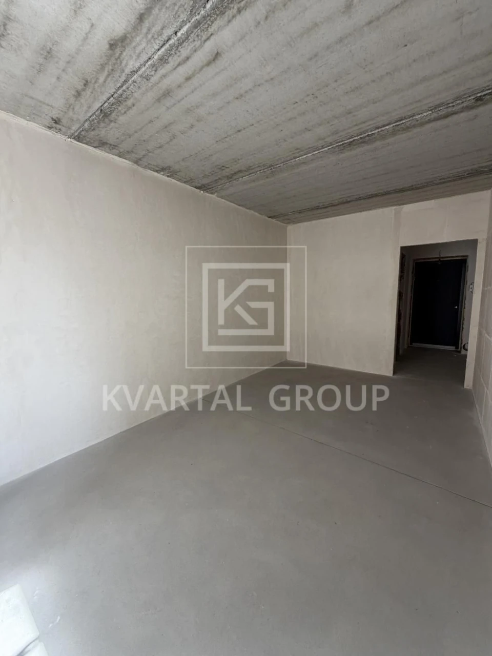 Two-room apartment in the center, one-room apartment for renovation