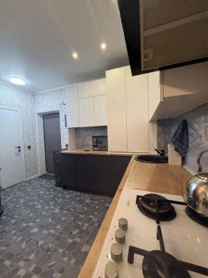 Sale of a two-bedroom apartment renovated