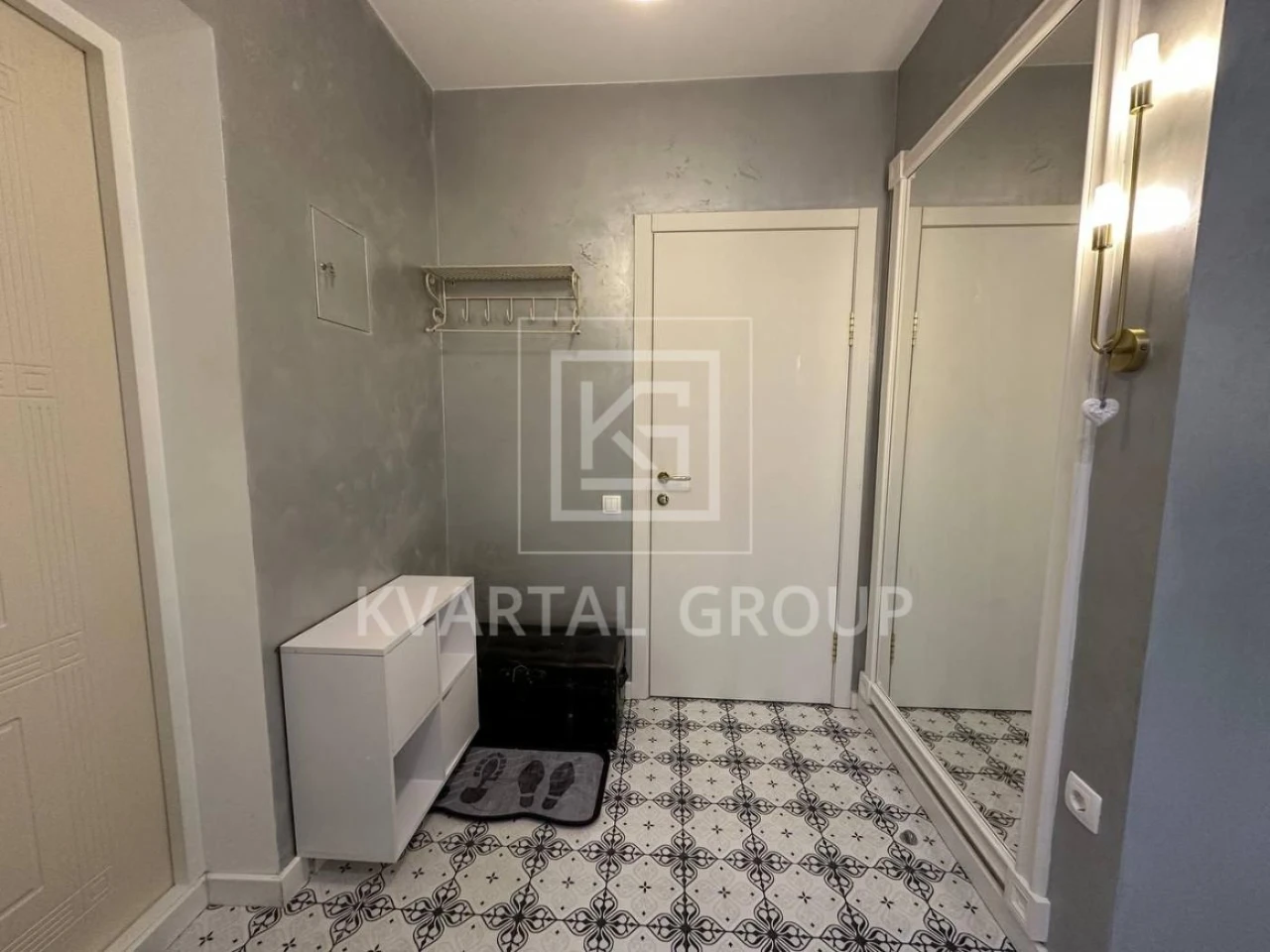 Однокімнатна квартира з ремонтом, євро двокімнатна в Централ