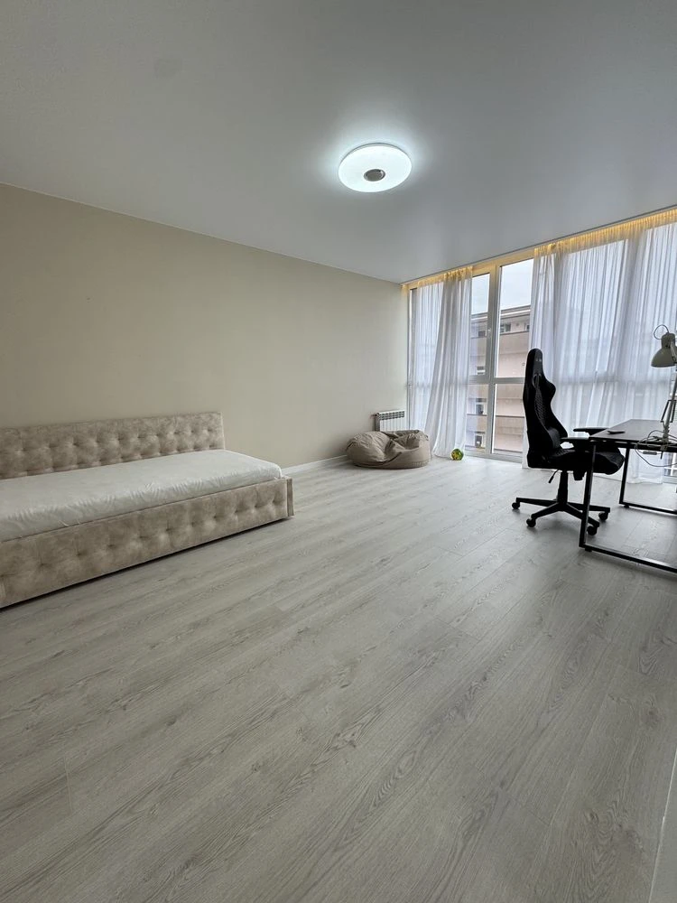 Ирпень, ЖК "Парковий" | Двікімнатна квартира, 75 м² з ремонтом | Газове опалення