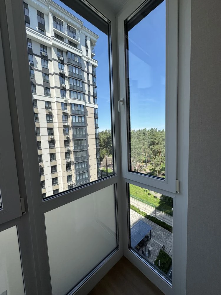 Продажа квартиры, Ирпень, ЖК "Центральный 2", 2-комн., 40 м², новый ремонт