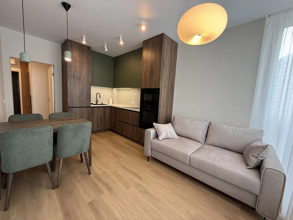 Central 2! For Sale Fully Equipped Euro 2 Apartment with High-Quality
