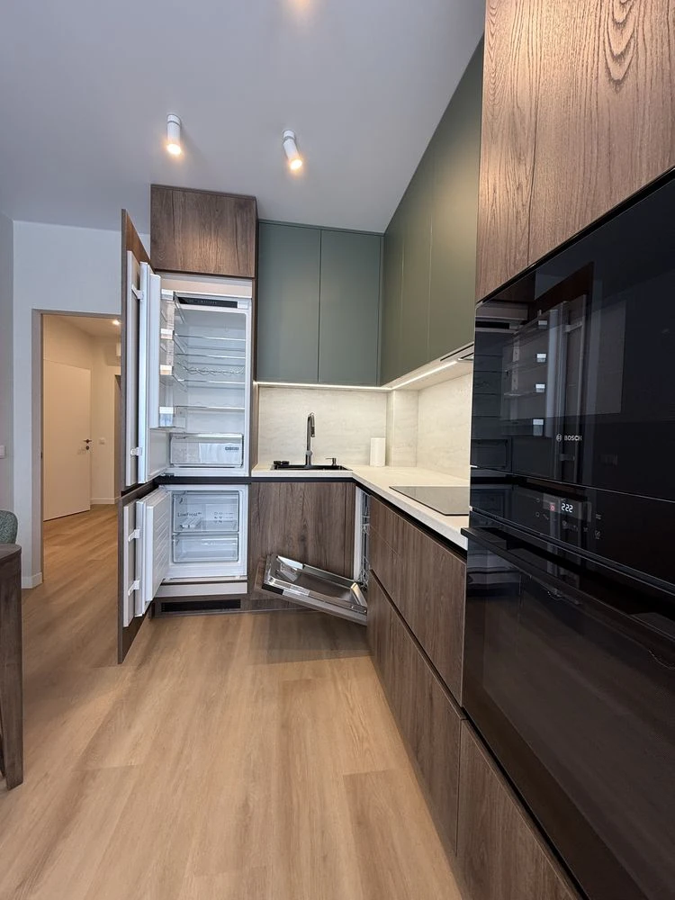 Central 2! For Sale Fully Equipped Euro 2 Apartment with High-Quality