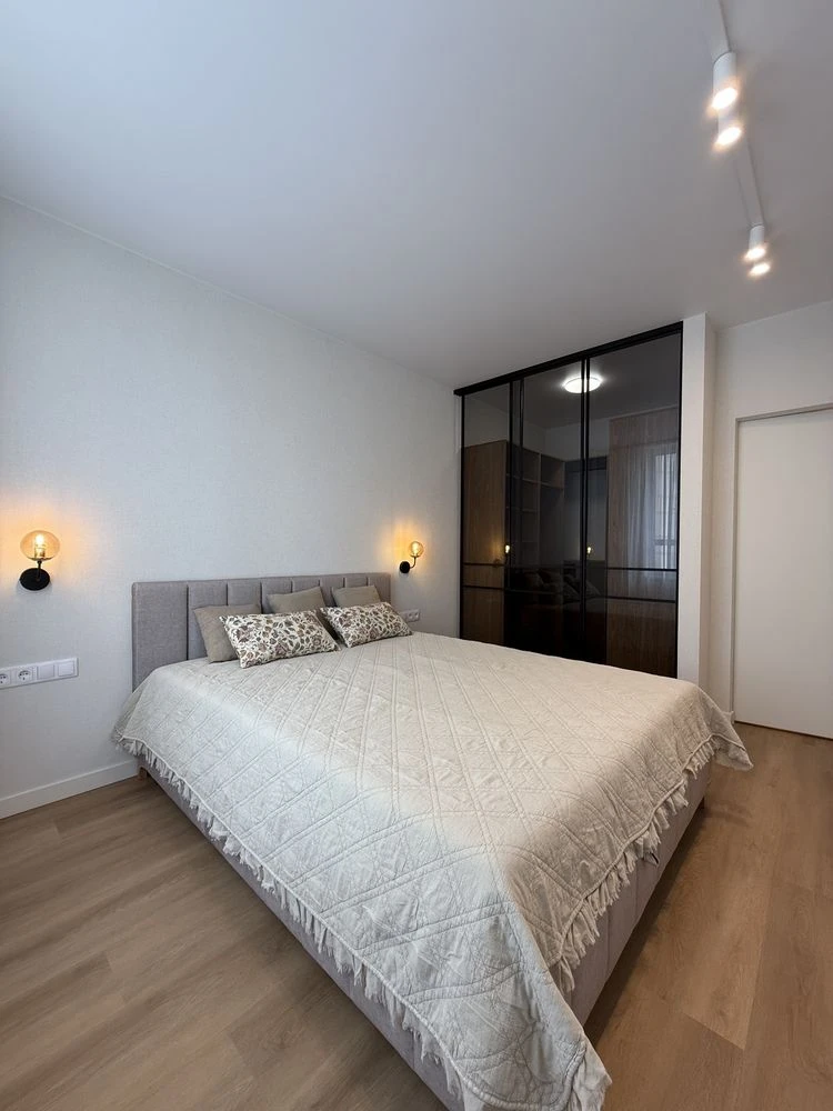 Central 2! For Sale Fully Equipped Euro 2 Apartment with High-Quality