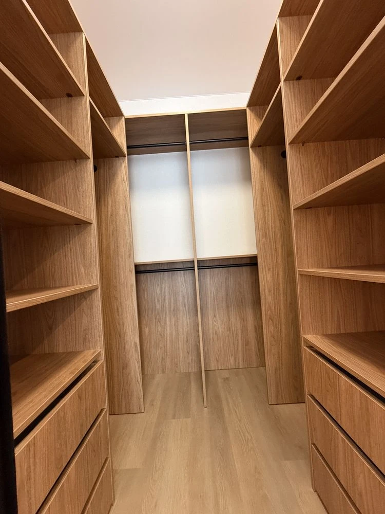 Central 2! For Sale Fully Equipped Euro 2 Apartment with High-Quality