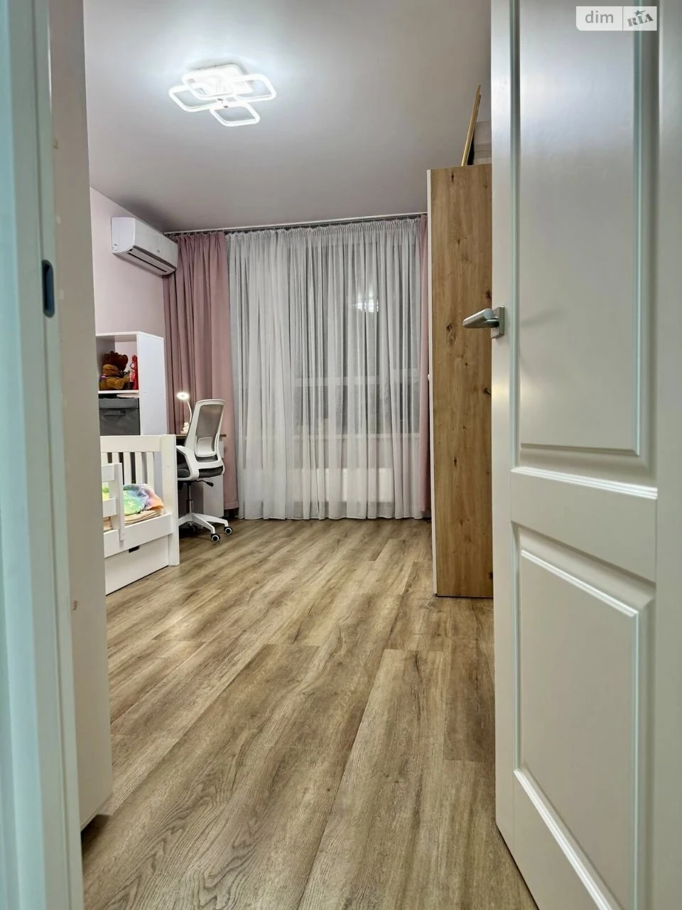 Продається Квартира в Романівці