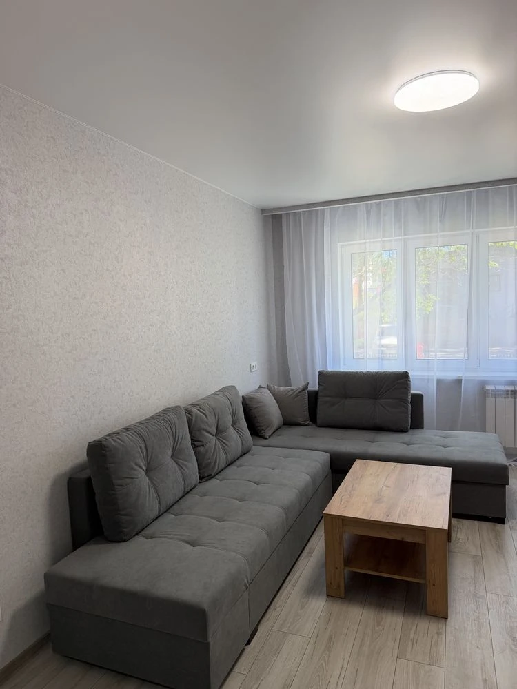 Продається 3-кімнатна квартира, 72 м2