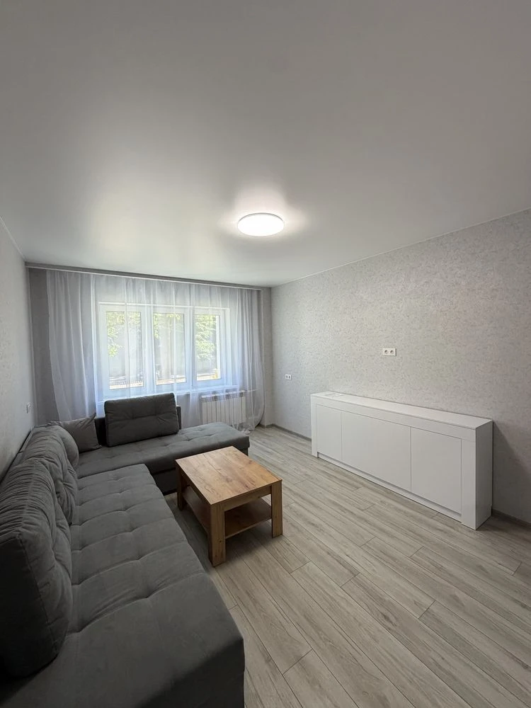 Продається 3-кімнатна квартира, 72 м2