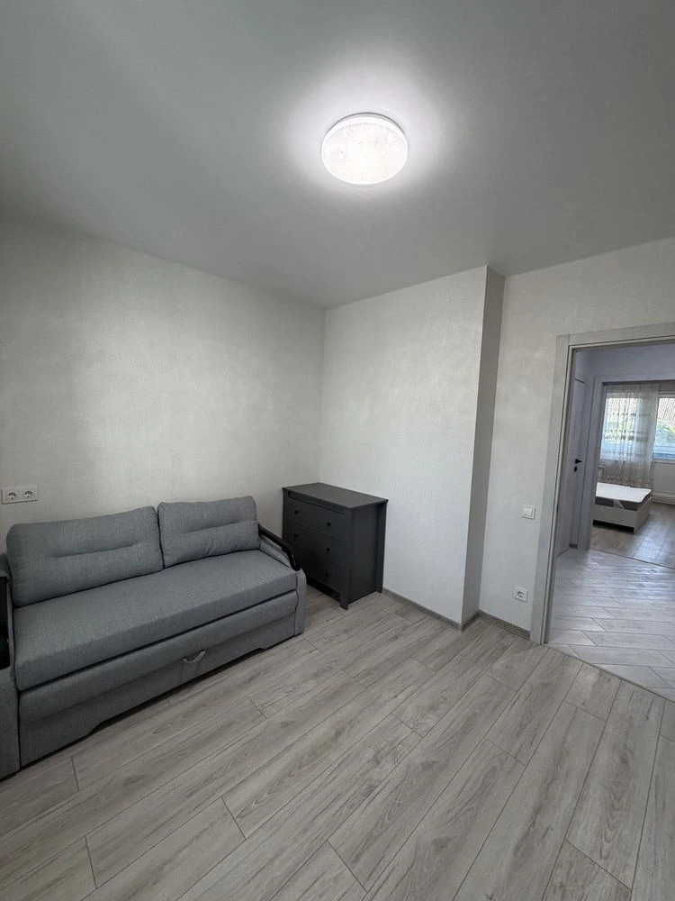 Продається 3-кімнатна квартира, 72 м2
