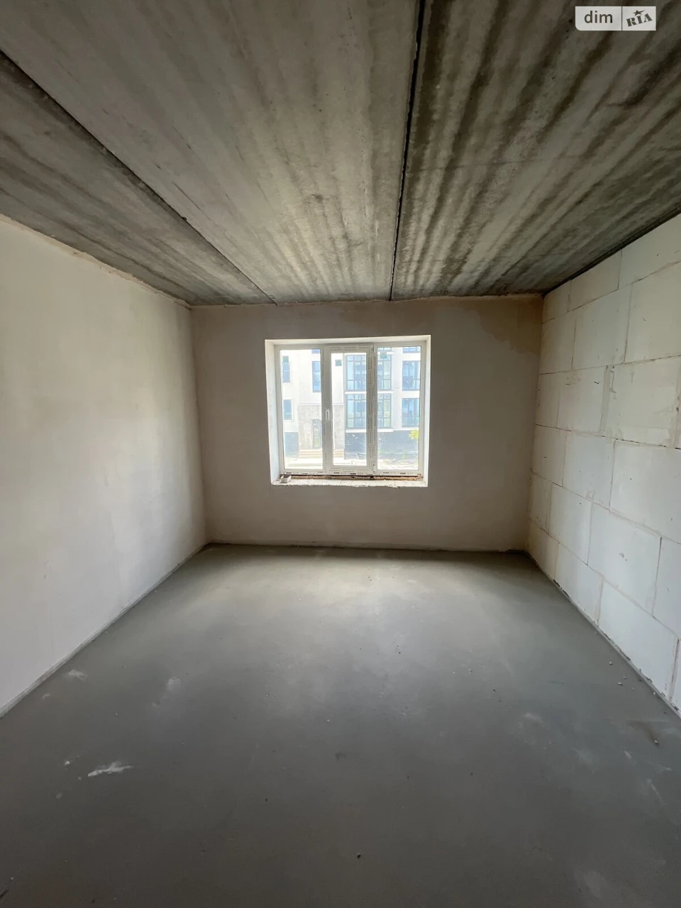 Apartment for Sale in Romanivka
