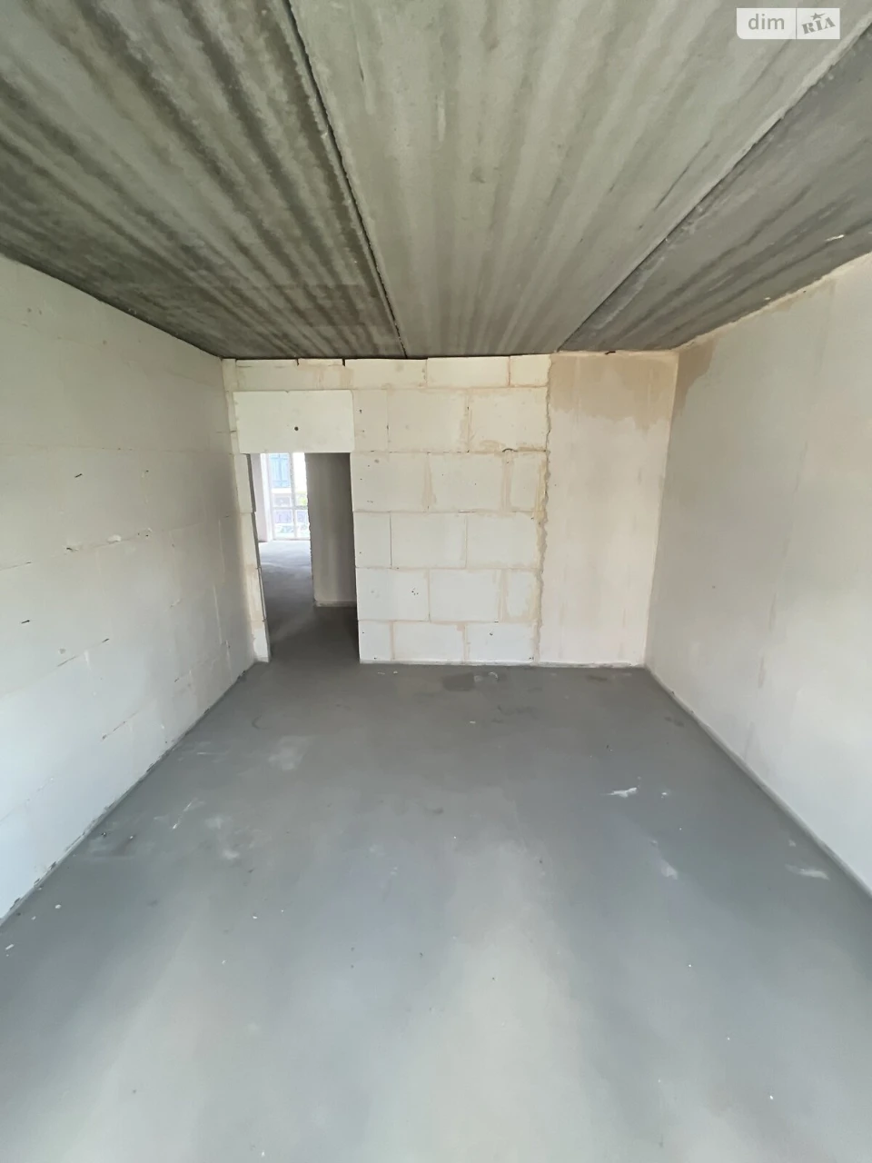 Apartment for Sale in Romanivka
