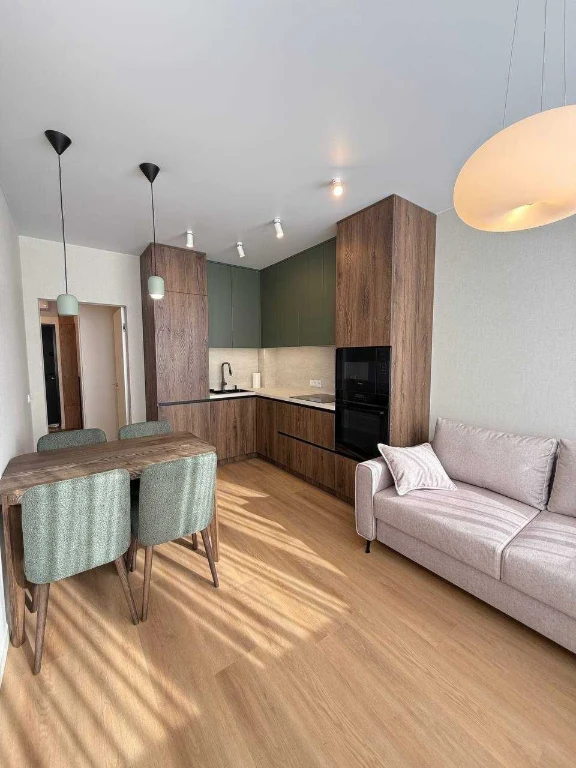 Stylish 2-room euro apartment with new quality renovation in residential complex "Central 2"