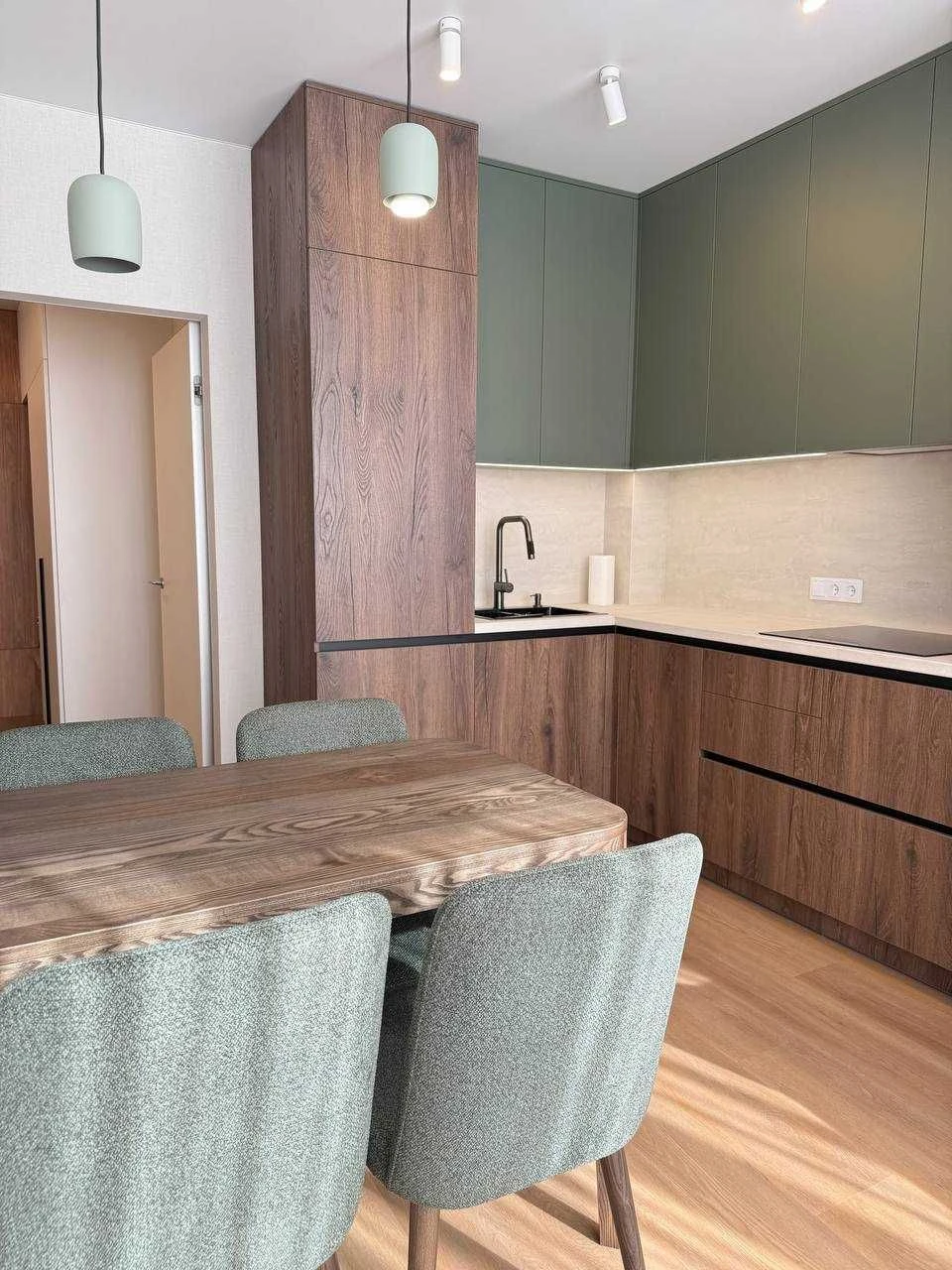 Stylish 2-room euro apartment with new quality renovation in residential complex "Central 2"
