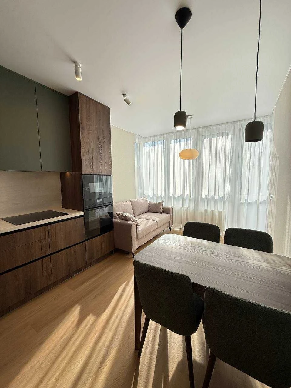 Stylish 2-room euro apartment with new quality renovation in residential complex "Central 2"