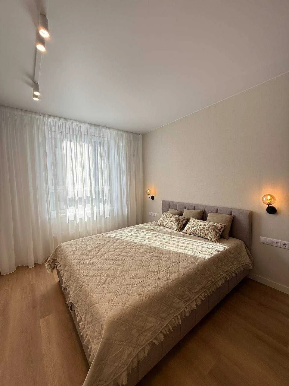 Stylish 2-room euro apartment with new quality renovation in residential complex "Central 2"