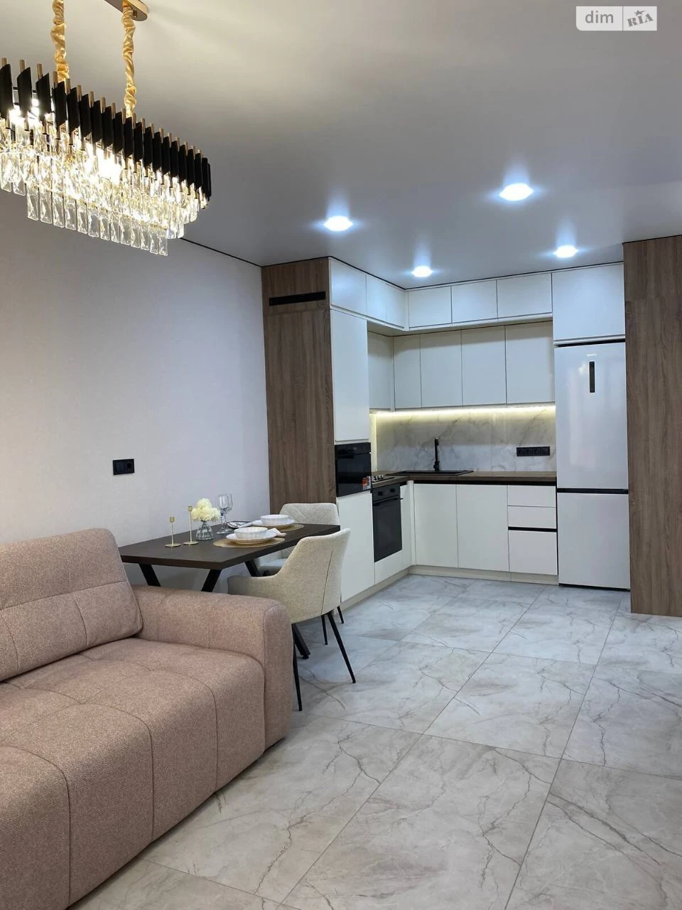 Продажа Квартира Романівка