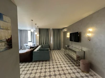 Fully furnished Euro 2 apartment, 58 sq m, Central 2 residential complex.