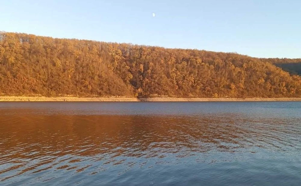 Продаж земельної ділянки на Дністрі SL