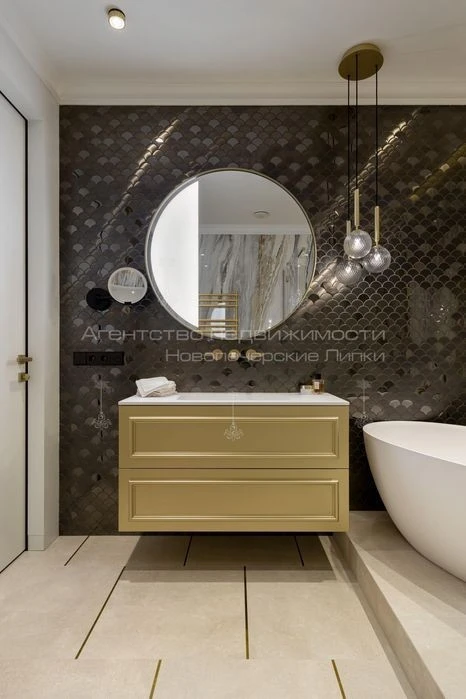 I will sell a new 4-room designer apartment in the residential complex Novopecherskie Lypky