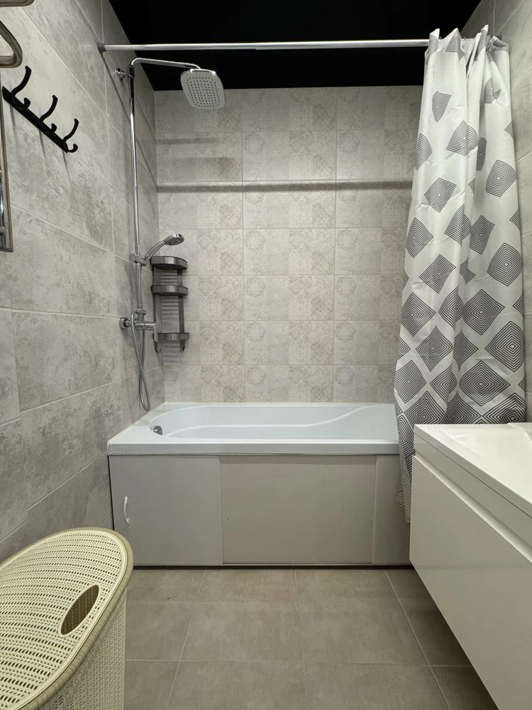 Direct Sale! New renovation, gas, 2% state program