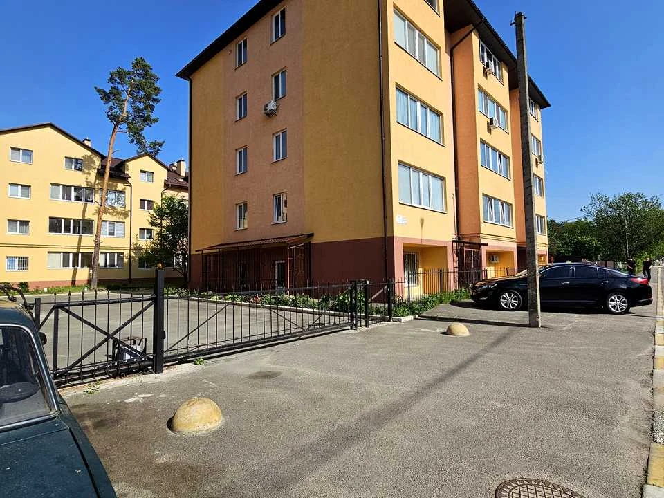 Квартира. Ирпень, Степановская улица, 8-А