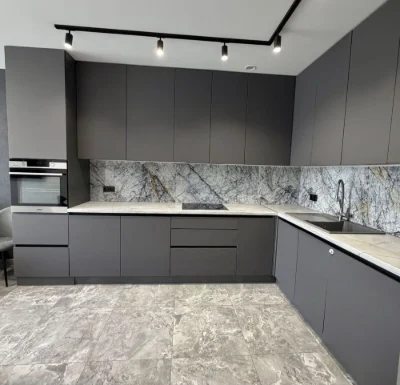 THIS IS WHAT YOU NEED 2-room apartment renovated in a new building