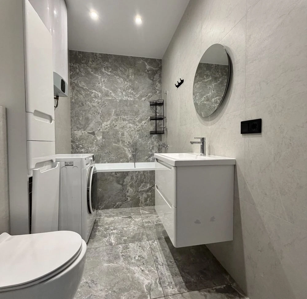 THIS IS WHAT YOU NEED 2-room apartment renovated in a new building