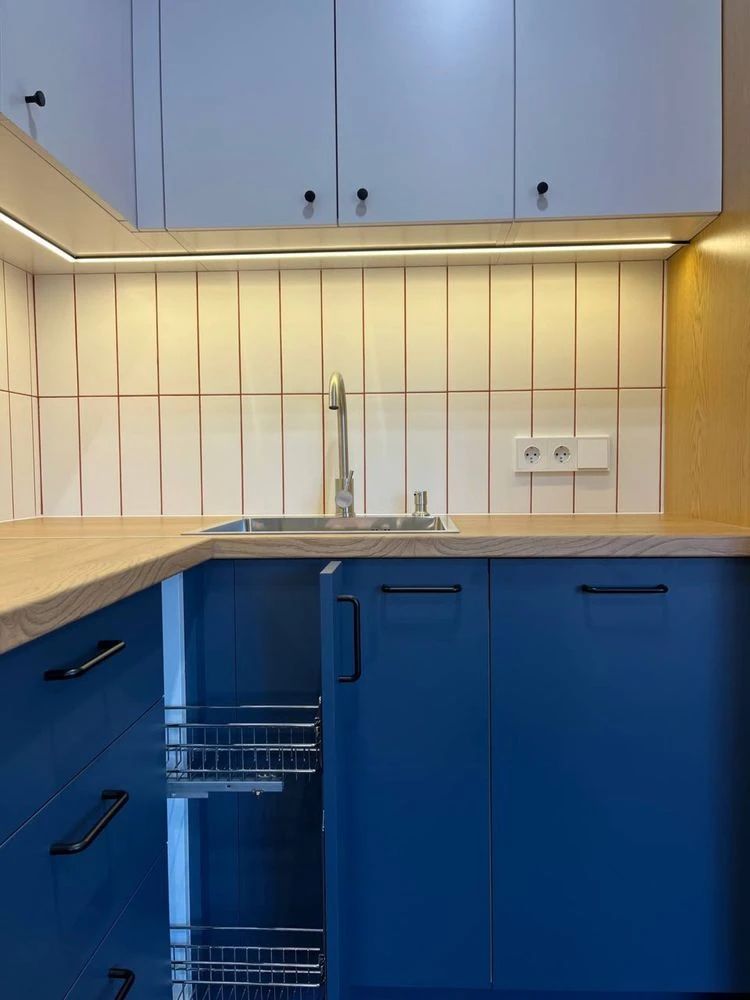 Apartment for Sale, Fully Renovated, in the ЖК Молодість residential complex, 15 minutes to Kyiv