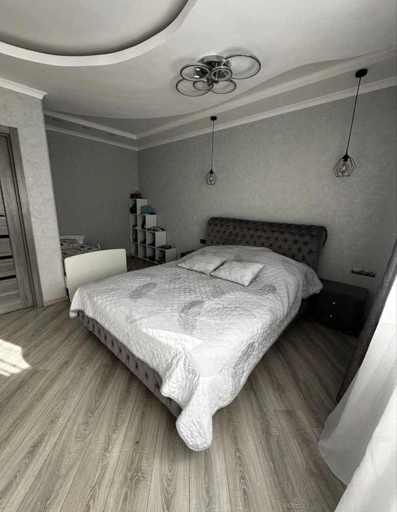 Квартира з газом повноцінна 1-кімнатна з ремонтом