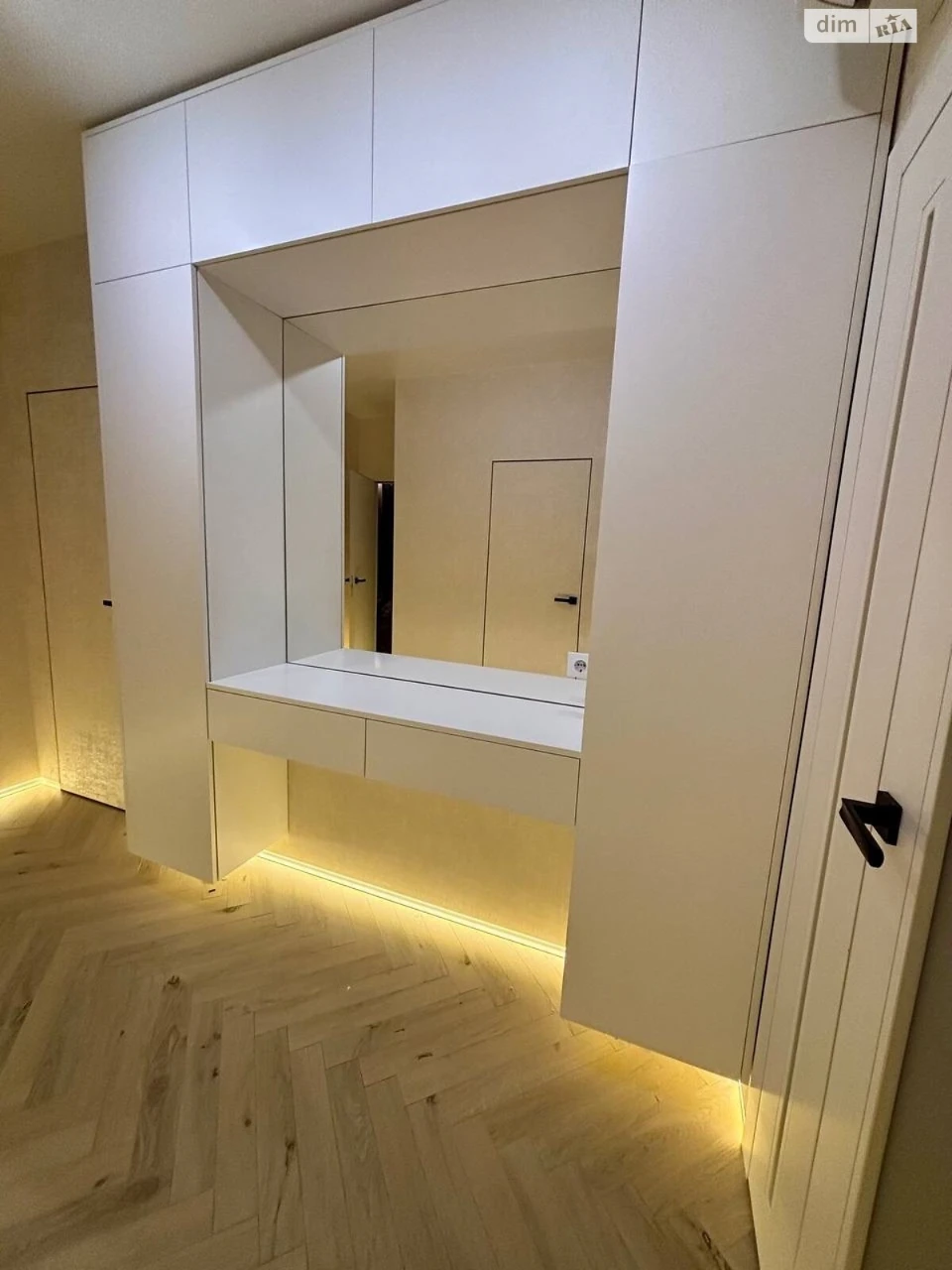 Apartment for Sale in Romanivka