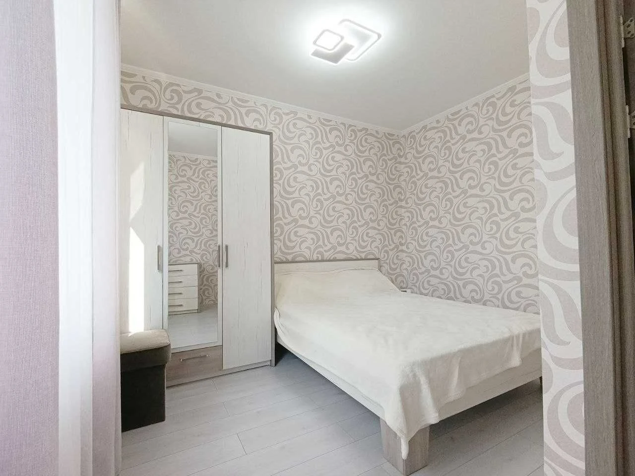 3-room apartment with renovation and furniture, never lived in!