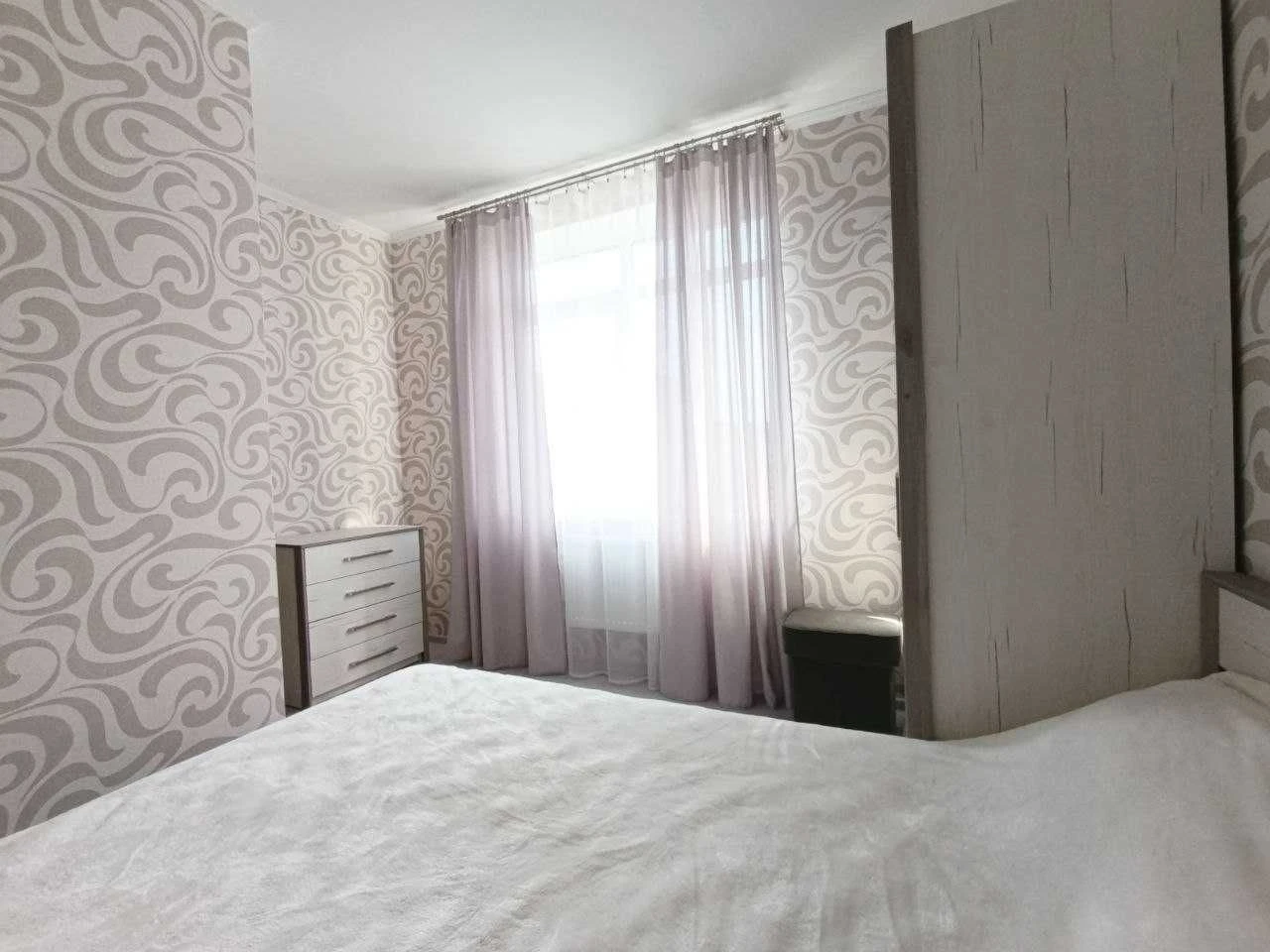 3-room apartment with renovation and furniture, never lived in!
