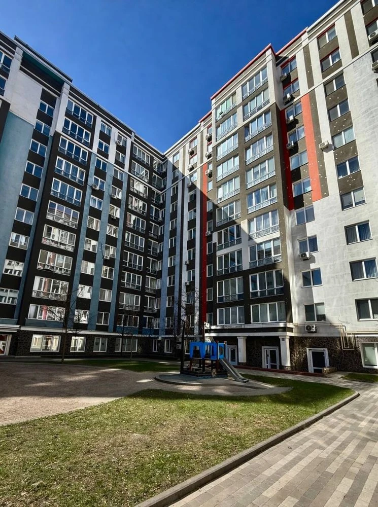 1-room apartment in the Fortuna residential complex, 38 m2, with a balcony