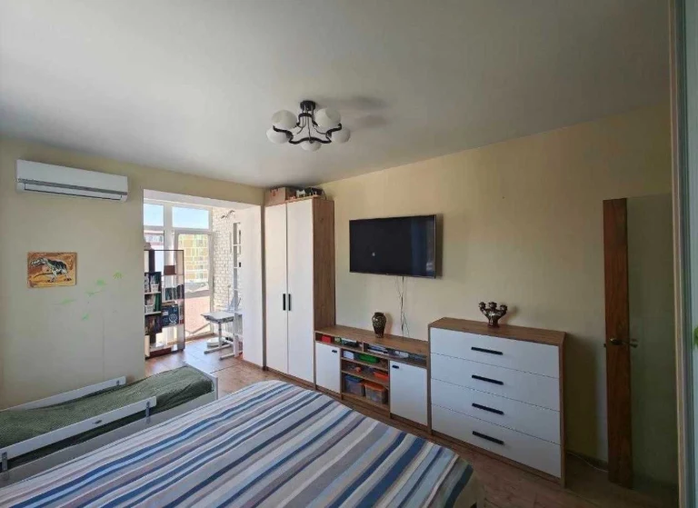 Discount on a one-bedroom apartment with gas and balcony!